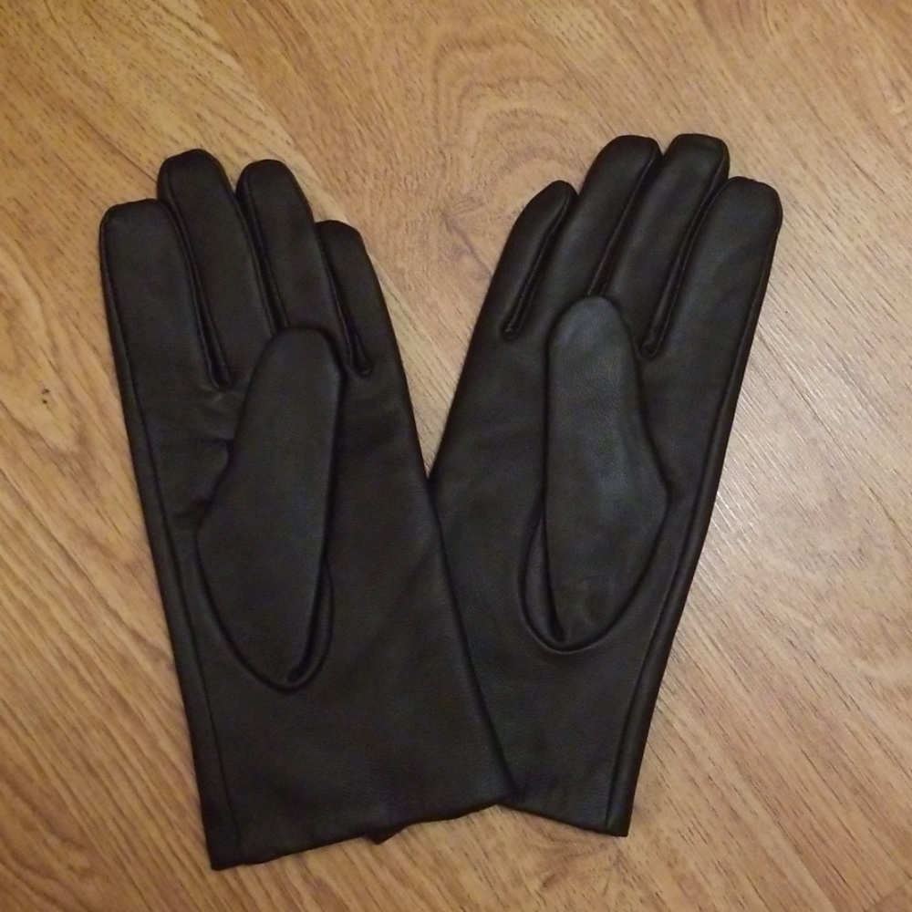NWT Brown Leather Gloves - Medium